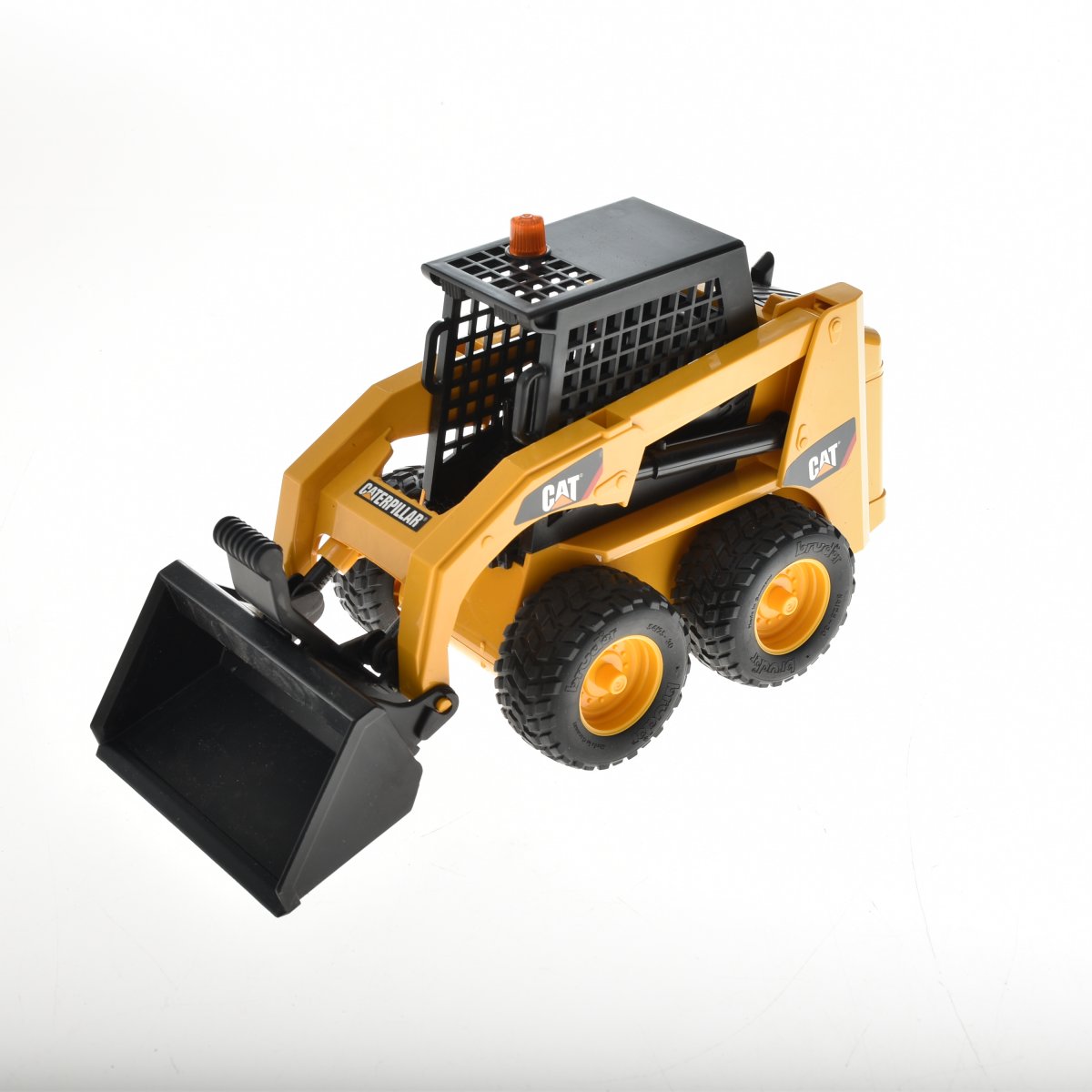 GK/U02481 Kompaktný nakladač Cat